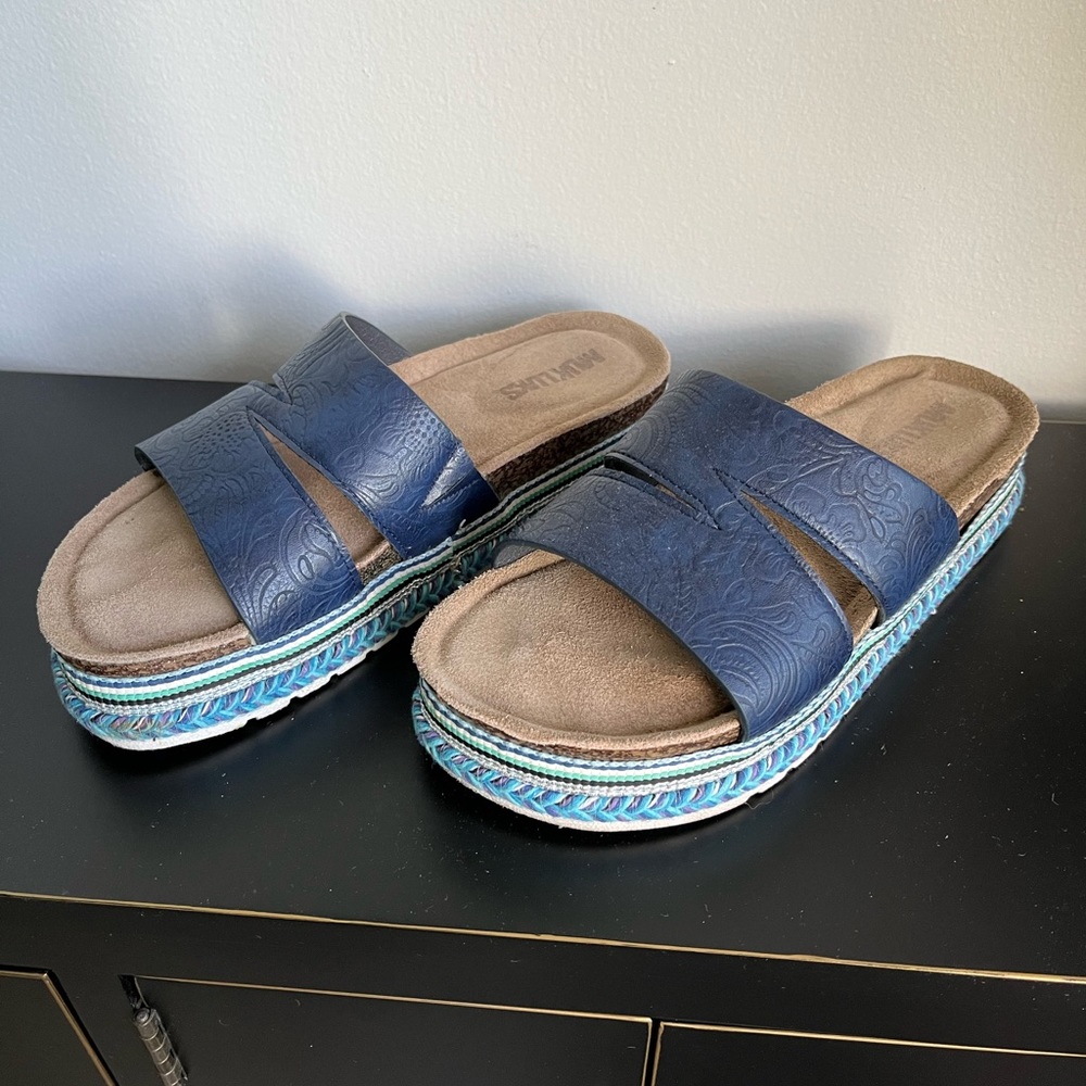 Muk luks